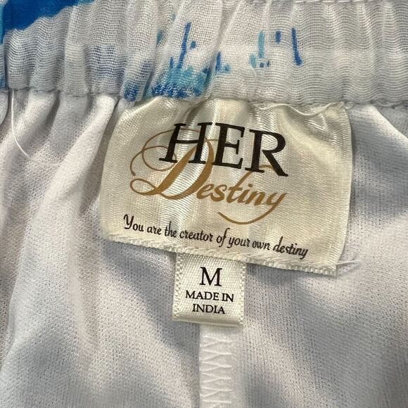 Maxi Skirt in Blue and White Floral Women's Medium NWT - Picture 4 of 6